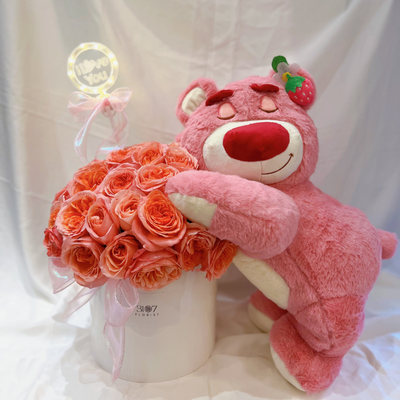 LOTSO - HỘP HOA GẤU DÂU – 3107 Florist