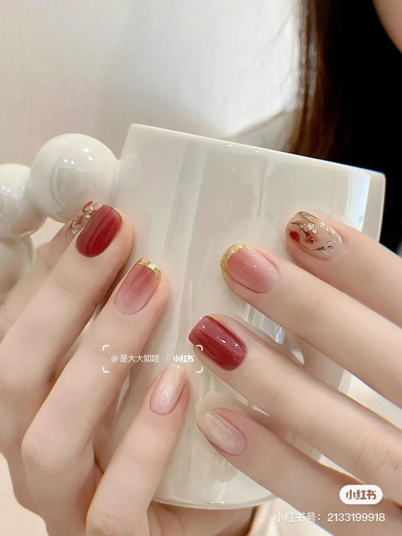 99+ Mẫu nail đơn giản nhẹ nhàng, tôn da cho nàng 2024 - Cardina